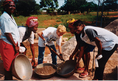 Volunteer Vacation: Vacations for a Better World Image